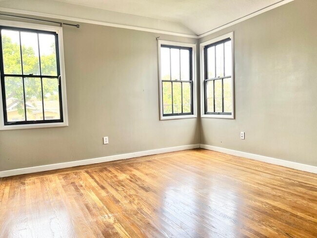 Building Photo - 1390 Dwight Way