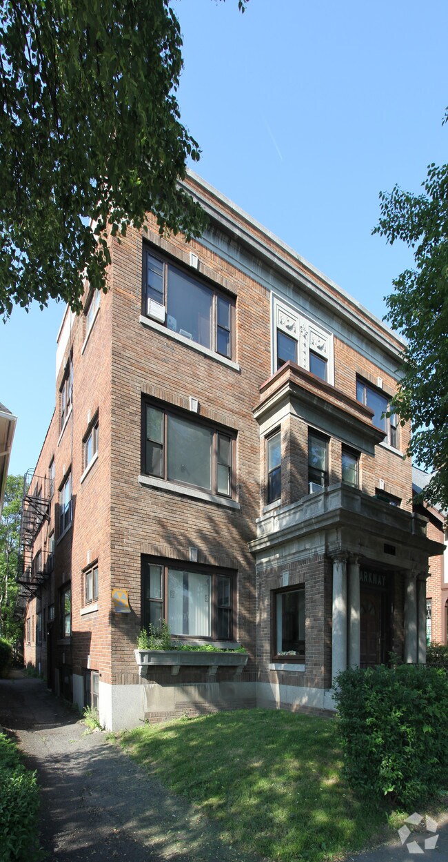 Parkway 627 Park Ave Rochester NY 14607 Apartment Finder