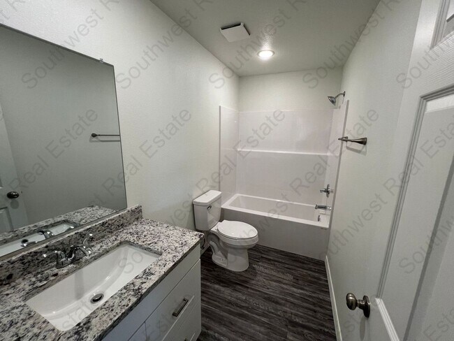 Building Photo - 2130 Bobwhite Ct