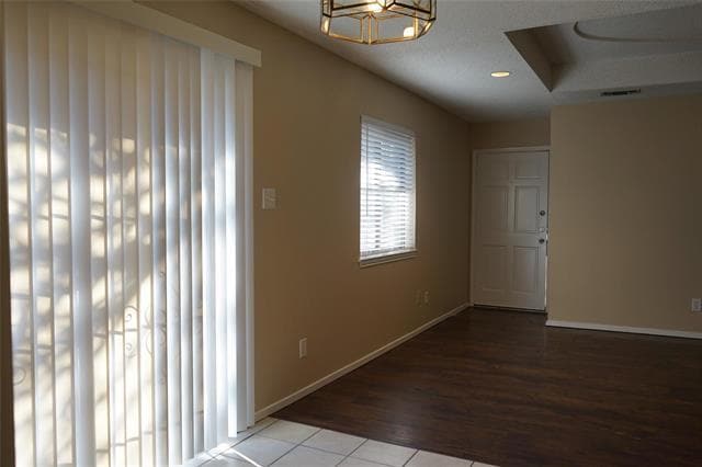 Building Photo - 2411 Miguel Ln