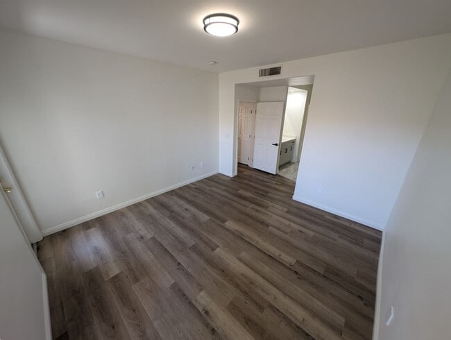 Building Photo - 10001 Crimson Palisades Pl