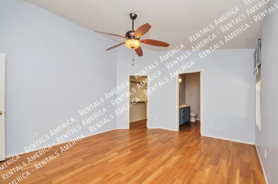 Building Photo - 7620 S Trumpet Vine Ave