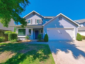 Building Photo - 3-Bedroom 2 Story Home in a Gated Communit...