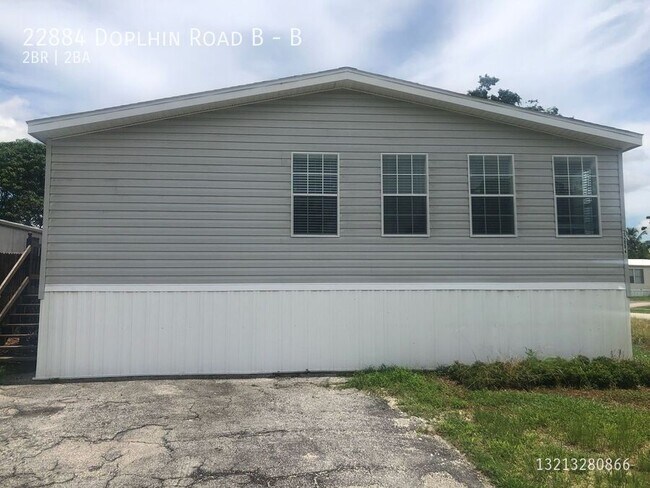 Building Photo - 22884 Dolphin Rd