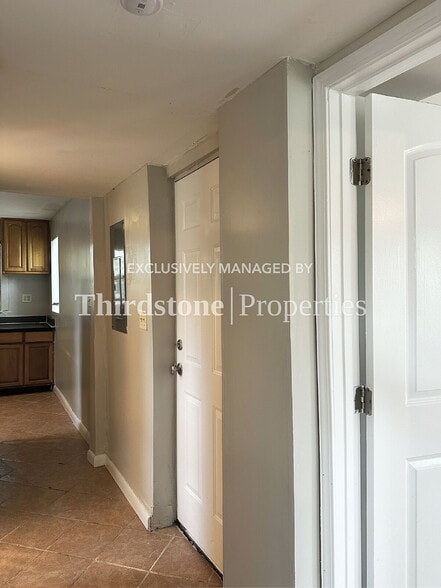 Building Photo - 325 7th St W