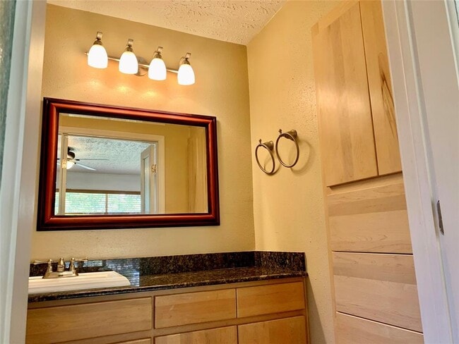 Building Photo - 2793 Spring Moss Dr