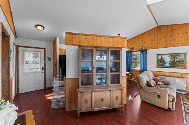 Building Photo - 108 Southgate Rd