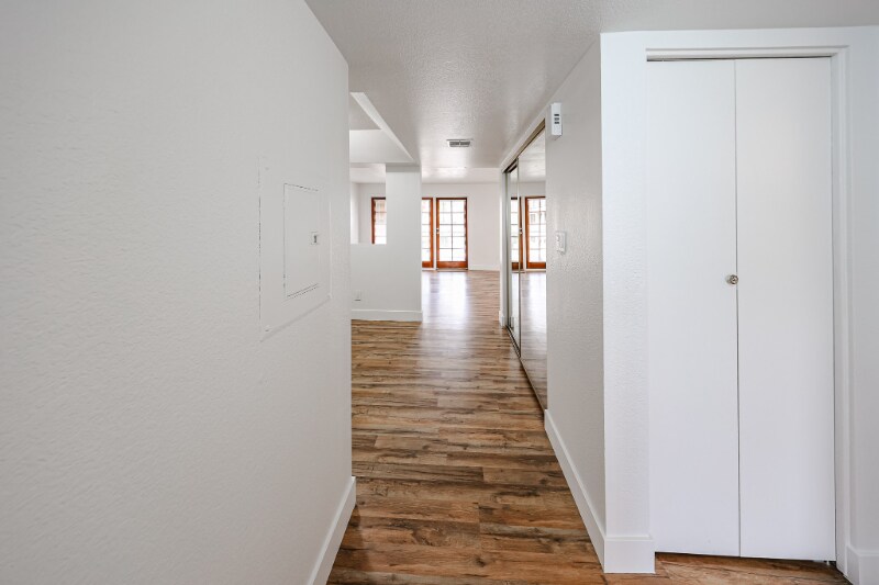 Building Photo - 18811 N 19th Ave