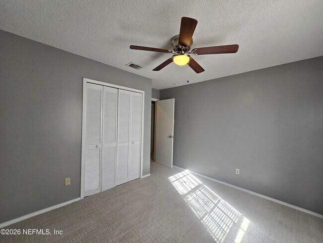 Building Photo - 5639 Sophist Cir N