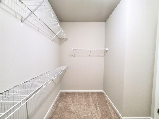 Building Photo - 2465 Matlin Way