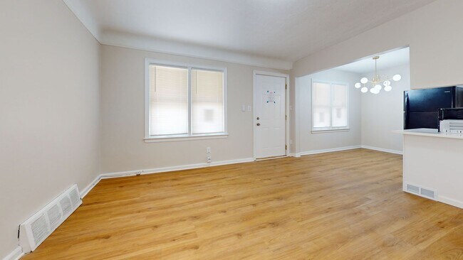 Building Photo - Well-Maintained 3-Bedroom Home for Lease in Warren