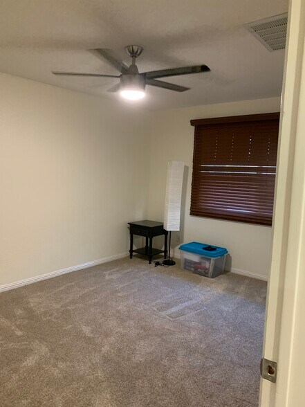 Medium size bdrm with 2 closets - 1207 E Loyola Dr