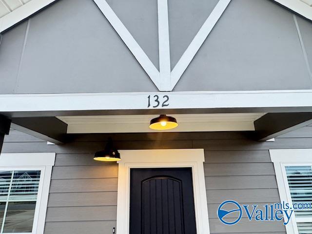 Building Photo - 132 Foster Wy Dr