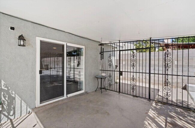 Building Photo - 12100 Woodland Ave NE