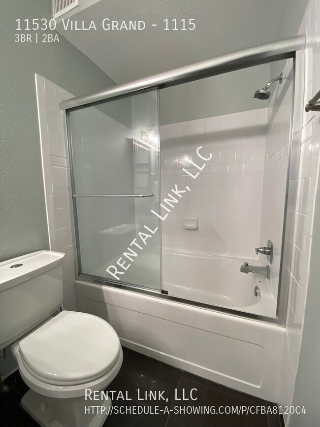 Building Photo - 11530 Villa Grand