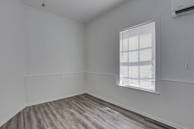 Building Photo - Charming 1-Bed House in Augusta, GA!