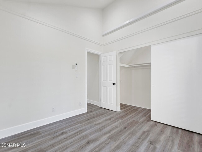 Building Photo - 3811 Lake Harbor Ln