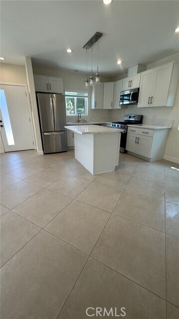 Building Photo - 9343 Crystal View Dr