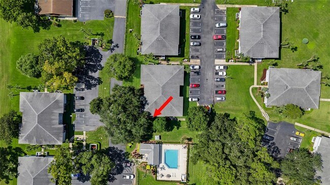 Building Photo - 588 Fairways Ln