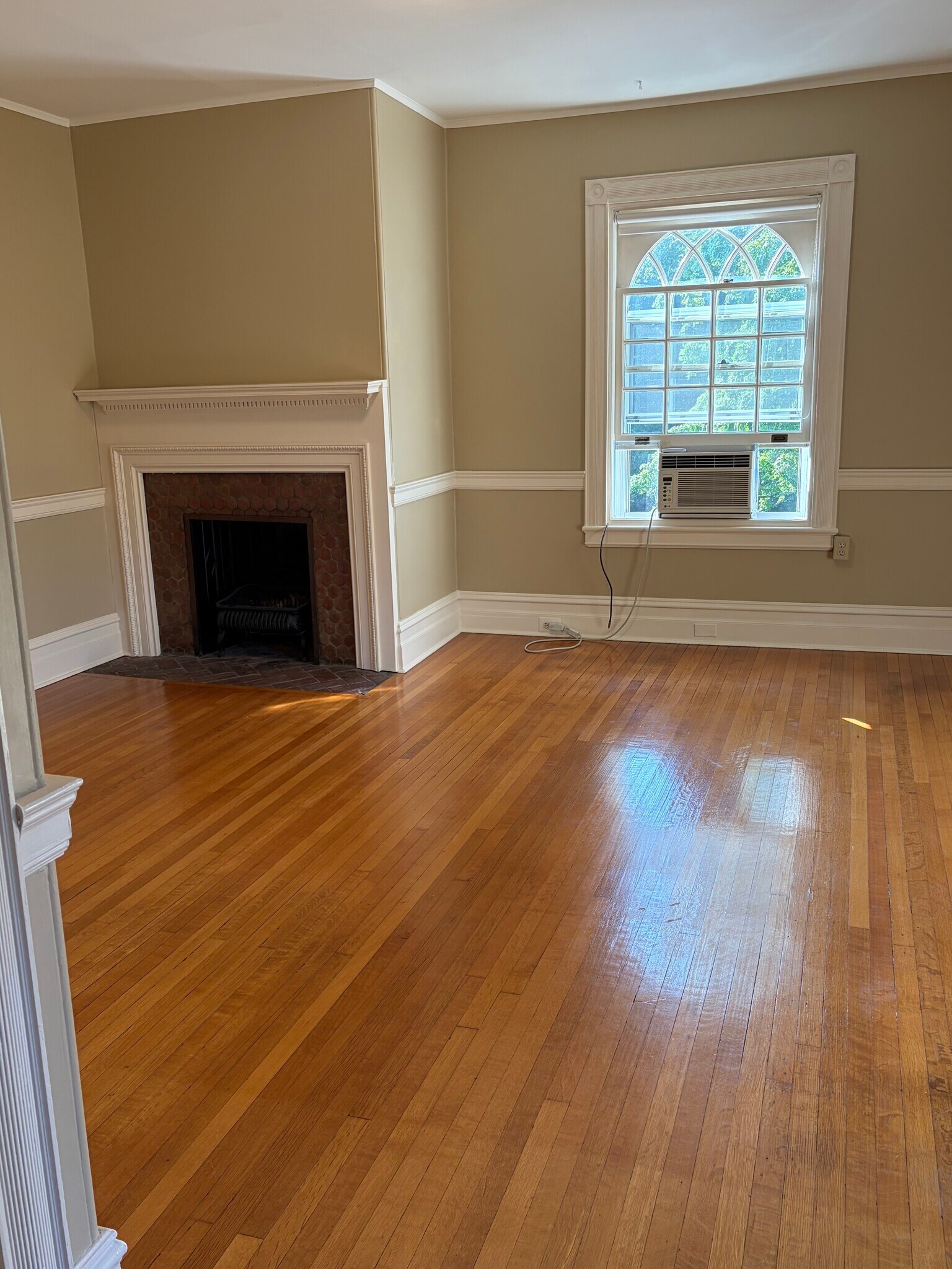 Room two with fireplace - 7709 Cherokee St