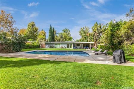 Building Photo - 6236 Capistrano Ave