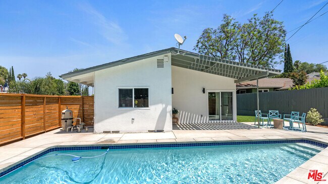 Building Photo - 5304 Baza Ave