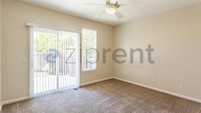 Building Photo - 1251 Clover Dr