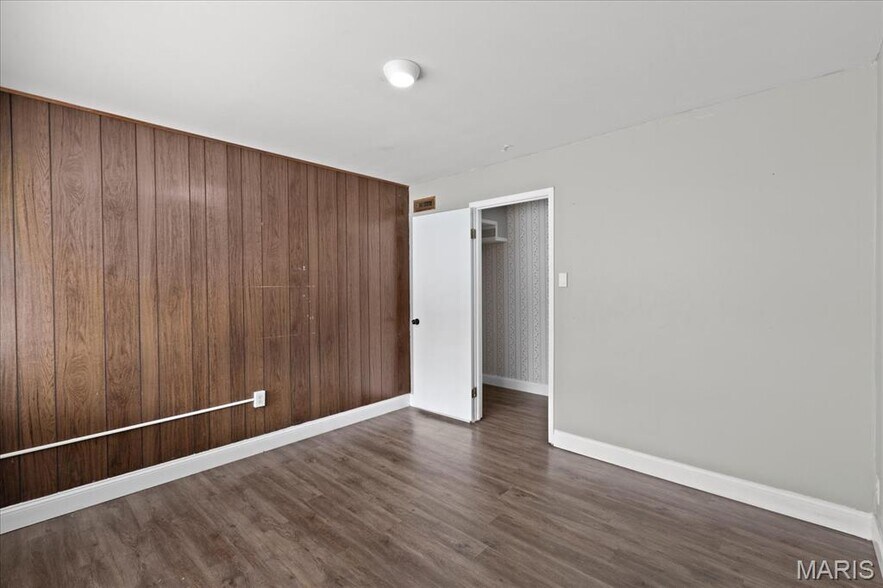 Building Photo - 7347 Dale Ave