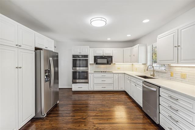 Building Photo - 4421 University Blvd