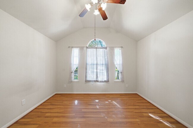 Building Photo - 17714 Sunset River Ln