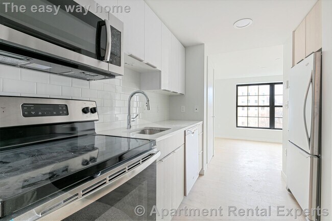 Primary Photo - 10 Soden St