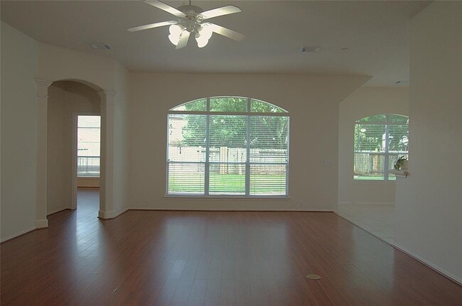 Building Photo - 20527 Spur Branch Ln
