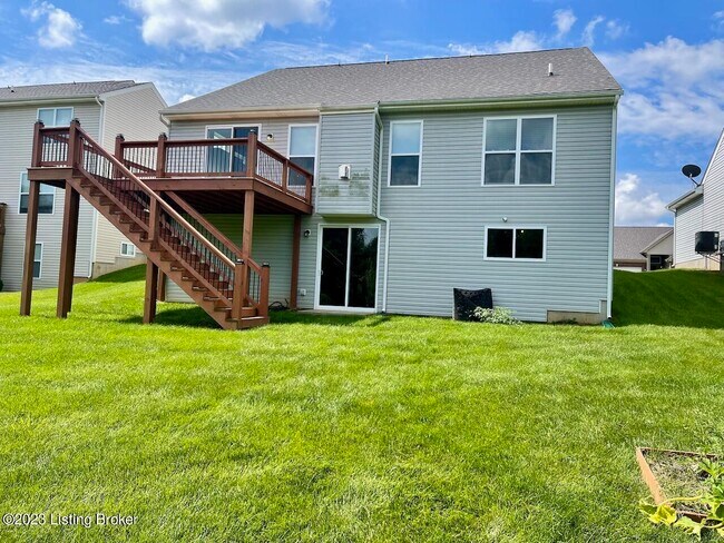 Building Photo - 2105 Meadows Edge Ln