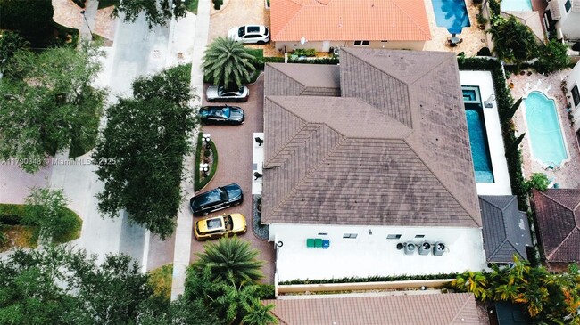 Building Photo - 8450 NW 169th Terrace