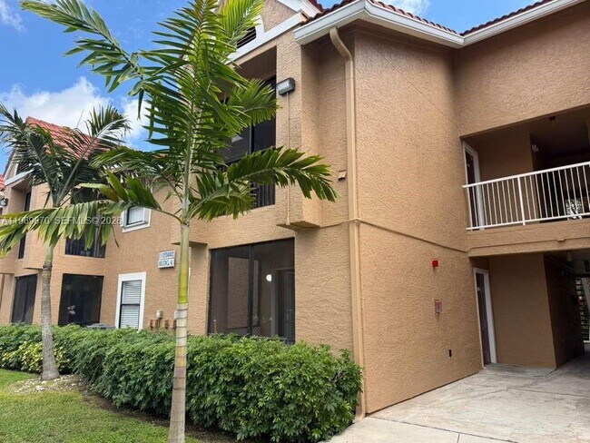 Building Photo - 10441 SW 156th Ct