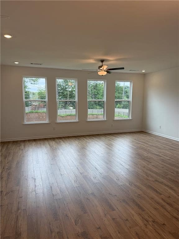 Building Photo - 407 Nix Ln