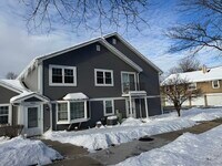 Building Photo - 460 N Lake Shore Dr