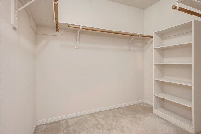 Building Photo - 3619 Apple Dale Dr