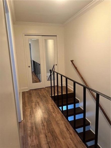 Building Photo - 3008 5th St