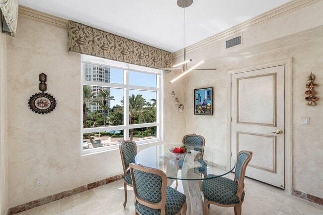 Building Photo - 3720 S Ocean Blvd