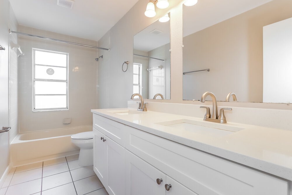 Building Photo - 4943 Cypress Trace Dr