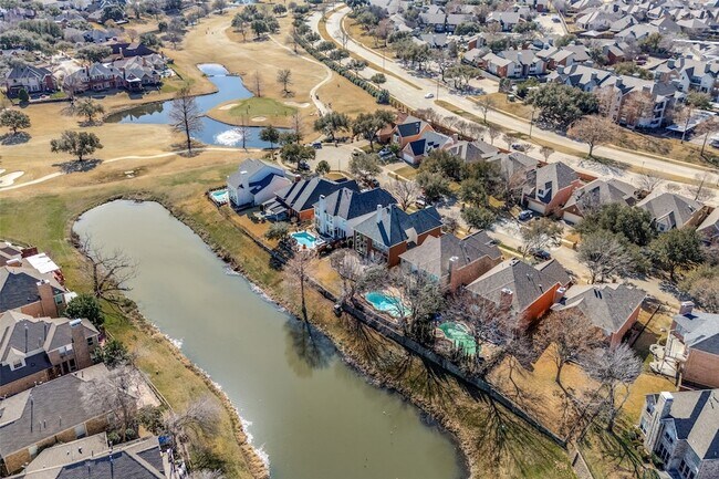 Building Photo - 2917 Waterford Dr
