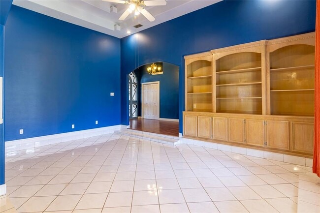 Building Photo - 3482 Chablis Dr