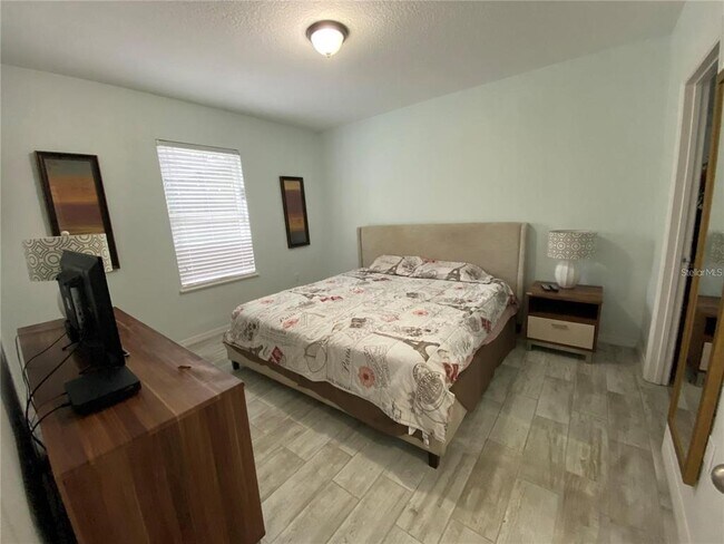 Building Photo - 9027 Paolos Pl