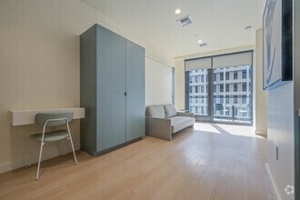 Building Photo - 6401 Wilshire Blvd