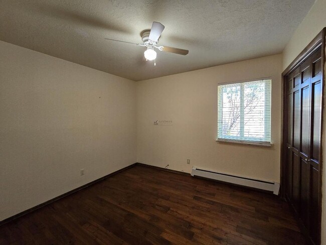 Building Photo - 2203 Vela St