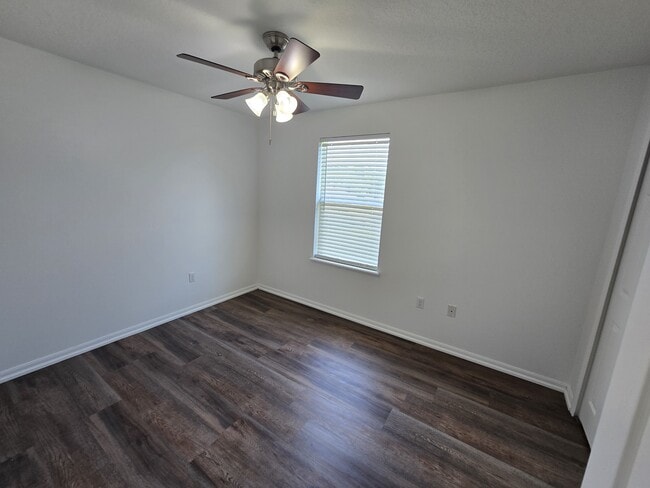 Building Photo - 110 Pine Bluff Blvd W