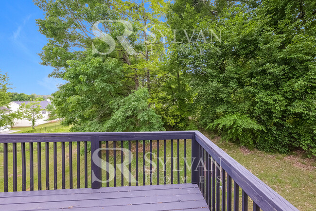Building Photo - 2090 Oak Terrace Dr SE