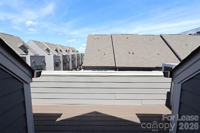 Building Photo - 1226 Gleason Wy