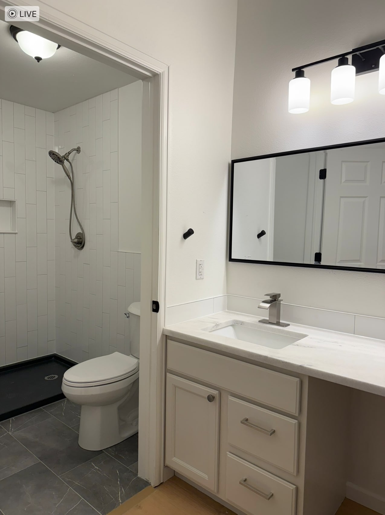 Master Bathroom 2 - 12943 Lafayette St